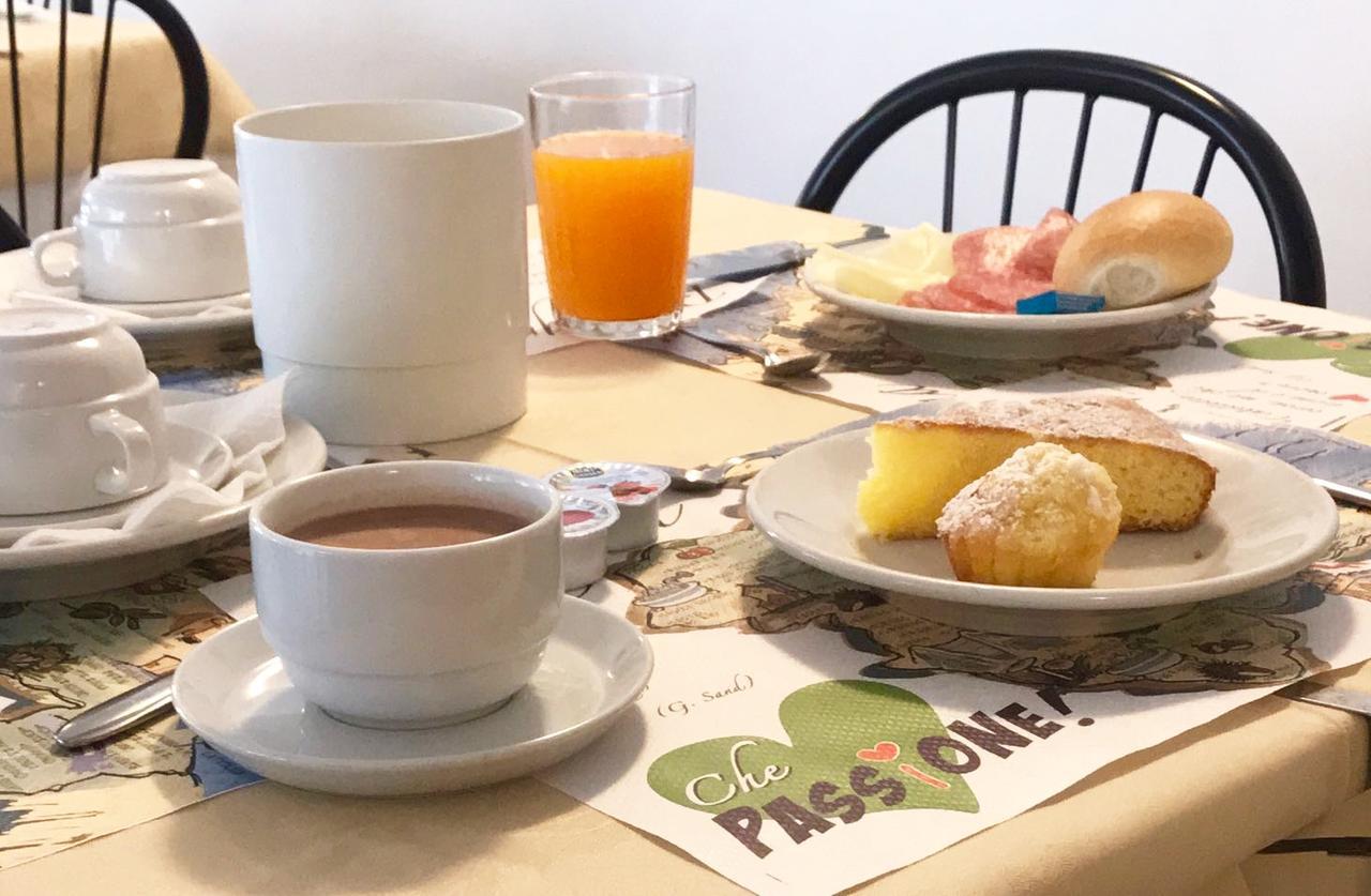 Hotel D'Annunzio Cattolica Luaran gambar